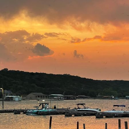 Fox Hollow Resort Graham Bagian luar foto